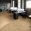 Obrazek Panele podłogowe wodoodporne Dąb Extreme 8mm AC5 Herringbone K326
