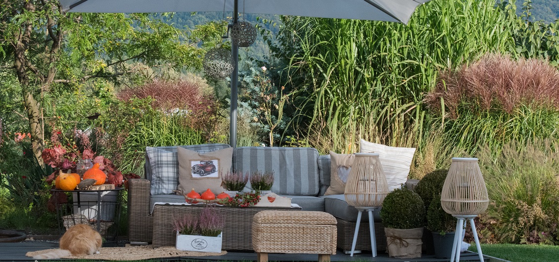 Zestaw mebli balkonowych i ogrodowych – jak wybrać idealne meble na taras i do ogrodu?